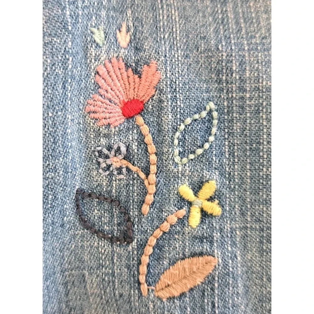 Oshkosh Denim Jacket 9 Months Floral‎ Lining Embroidered Buttons